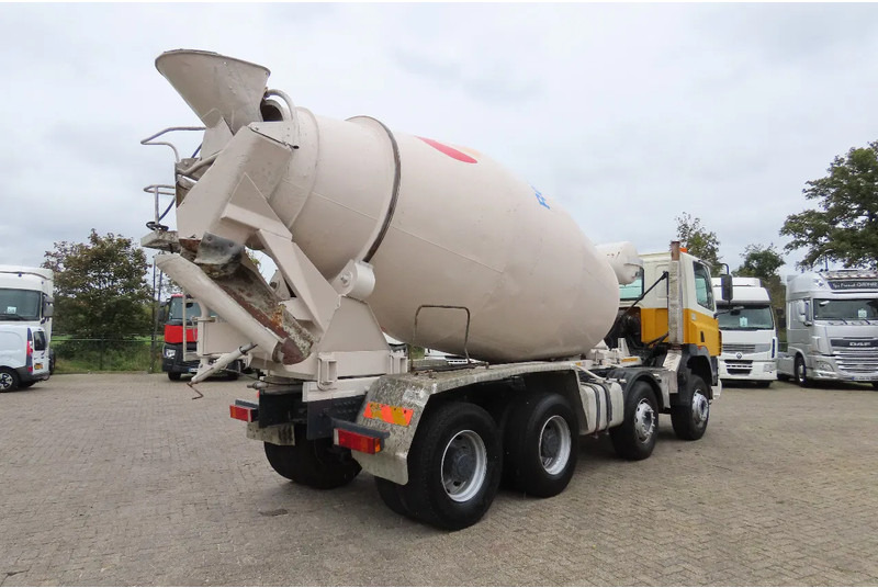 DAF CF 430 8x4, full spring ! Great condition - Бетоновоз: снимка 4 DAF CF 430 8x4, full spring ! Great condition - Бетоновоз: снимка 4