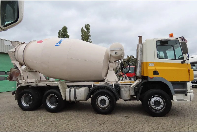 DAF CF 430 8x4, full spring ! Great condition - Бетоновоз: снимка 4 DAF CF 430 8x4, full spring ! Great condition - Бетоновоз: снимка 4