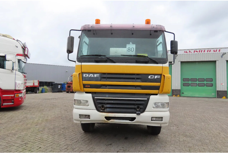 DAF CF 430 8x4, full spring ! Great condition - Бетоновоз: снимка 2 DAF CF 430 8x4, full spring ! Great condition - Бетоновоз: снимка 2