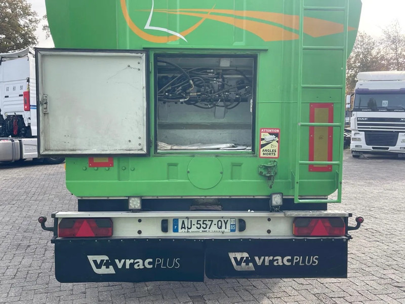 LEVEQUES TSCI, AUGER, HATZ diesel? 7 COMPARTMENTS. Great condition! - Полуремарке цистерна: снимка 3 LEVEQUES TSCI, AUGER, HATZ diesel? 7 COMPARTMENTS. Great condition! - Полуремарке цистерна: снимка 3