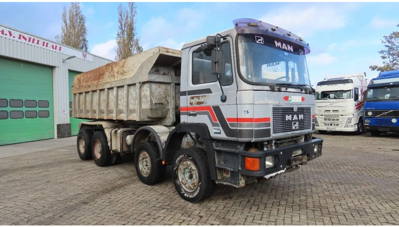 MAN 35.362 8x4 Euro 2, ZF manual gearbox, VERY clean - Самосвал камион: снимка 4 MAN 35.362 8x4 Euro 2, ZF manual gearbox, VERY clean - Самосвал камион: снимка 4
