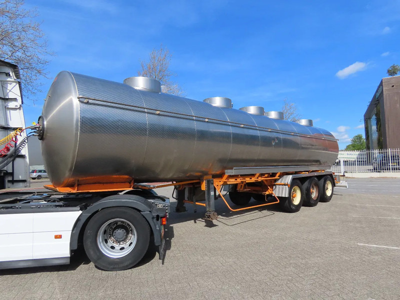 Magyar 5 compartments , 32500L FOOD, air susp, (5 DIFFERENT PRODUCTS) !! - Полуремарке цистерна: снимка 1 Magyar 5 compartments , 32500L FOOD, air susp, (5 DIFFERENT PRODUCTS) !! - Полуремарке цистерна: снимка 1