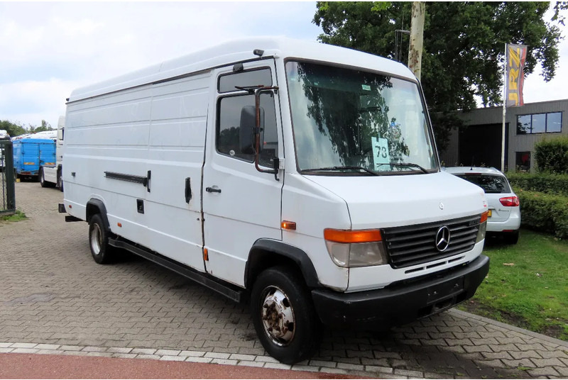 Mercedes-Benz Vario 813 clean. good engine - Товарен бус: снимка 2 Mercedes-Benz Vario 813 clean. good engine - Товарен бус: снимка 2