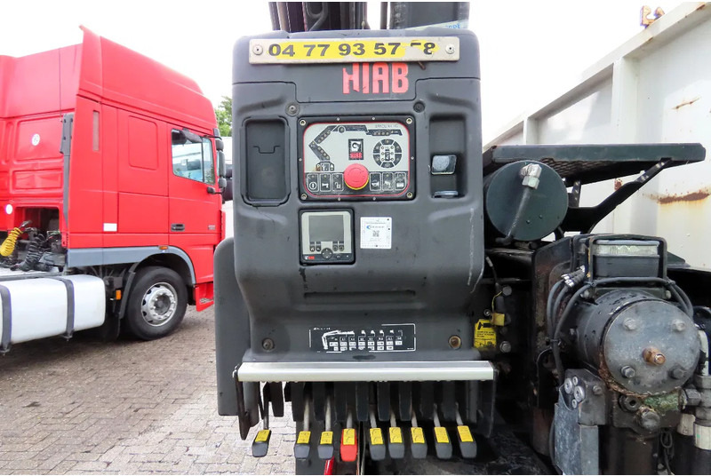 Renault C430 HIAB X-HIDOU 18 8 , RETARDER, WHEELBASE 4.35M, NAVI - Камион с кран: снимка 3 Renault C430 HIAB X-HIDOU 18 8 , RETARDER, WHEELBASE 4.35M, NAVI - Камион с кран: снимка 3