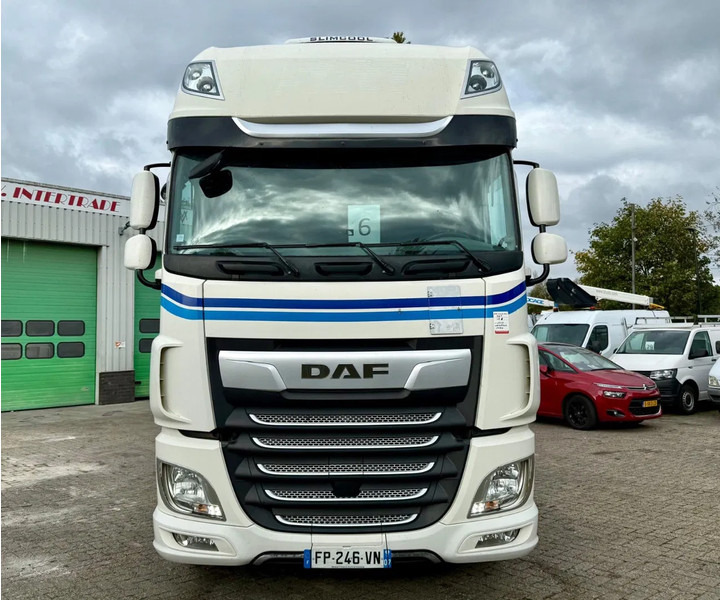 DAF XF 530 550! PARKING AIRCO, FRIGO, FULL AIR, SUPER FRANCE TRUCK! - Влекач: снимка 2 DAF XF 530 550! PARKING AIRCO, FRIGO, FULL AIR, SUPER FRANCE TRUCK! - Влекач: снимка 2