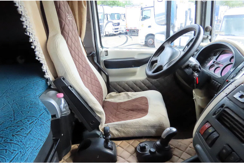Влекач DAF XF 95.530 EURO4. Royal DAF!: снимка 16