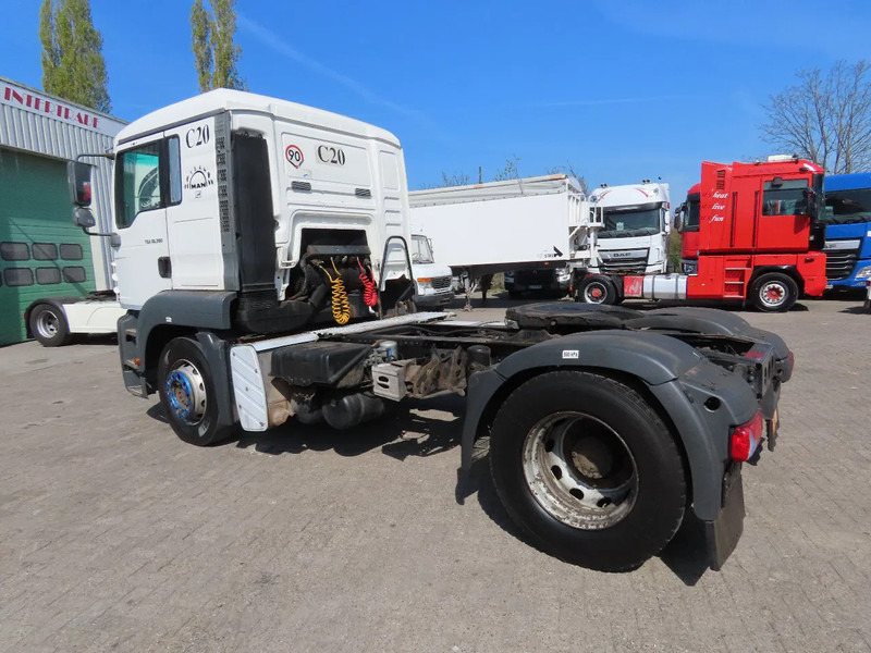 MAN TGA 18.390 Manual - Влекач: снимка 5 MAN TGA 18.390 Manual - Влекач: снимка 5