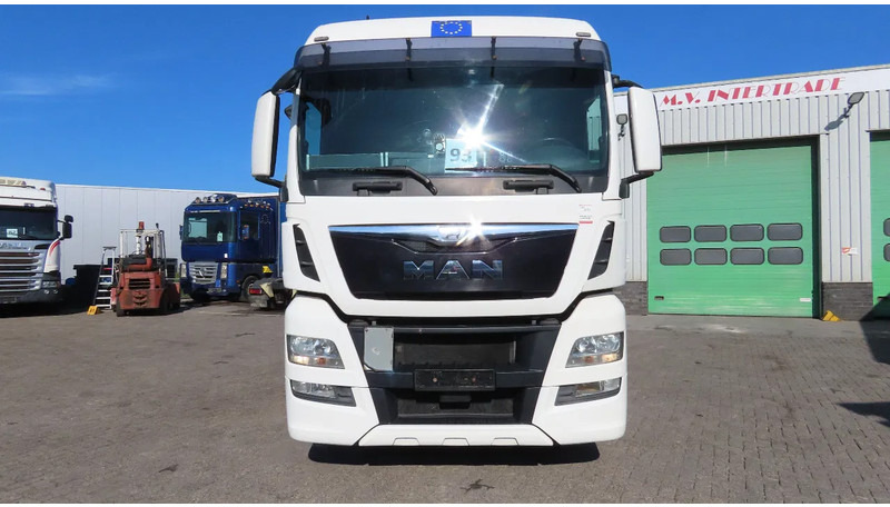 MAN TGX 14.440 RETARDER, 2 tanks, GREAT CONDITION! - Влекач: снимка 3 MAN TGX 14.440 RETARDER, 2 tanks, GREAT CONDITION! - Влекач: снимка 3