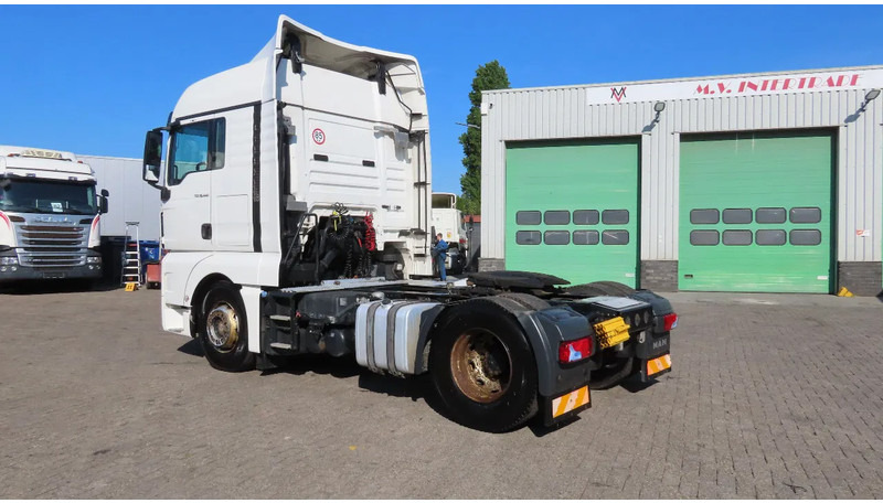 MAN TGX 14.440 RETARDER, 2 tanks, GREAT CONDITION! - Влекач: снимка 5 MAN TGX 14.440 RETARDER, 2 tanks, GREAT CONDITION! - Влекач: снимка 5