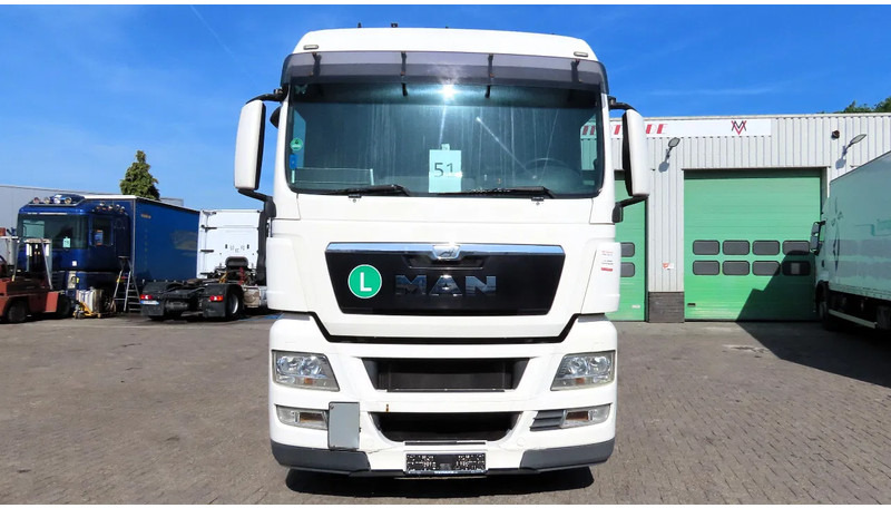 MAN TGX.18.400 euro5 EEV, RETARDER, 2X FUEL TANK, FRIGO - Влекач: снимка 2 MAN TGX.18.400 euro5 EEV, RETARDER, 2X FUEL TANK, FRIGO - Влекач: снимка 2