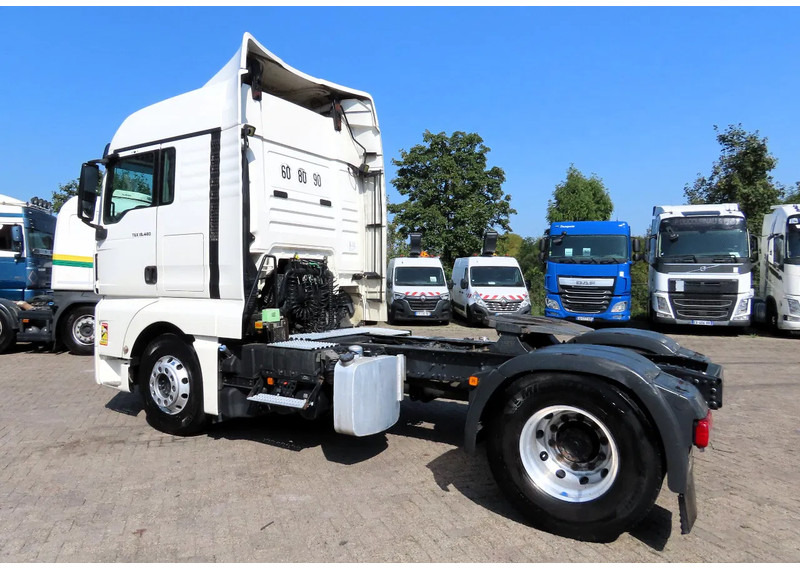 MAN TGX 18.480 RETARDER, 2X FUEL TANK, FRIGO - Влекач: снимка 5 MAN TGX 18.480 RETARDER, 2X FUEL TANK, FRIGO - Влекач: снимка 5