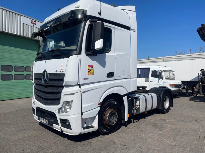 Mercedes-Benz Actros 1851 RETARDER, EVV, 831300 km original! RETARDER, 2 tanks - Влекач: снимка 1 Mercedes-Benz Actros 1851 RETARDER, EVV, 831300 km original! RETARDER, 2 tanks - Влекач: снимка 1
