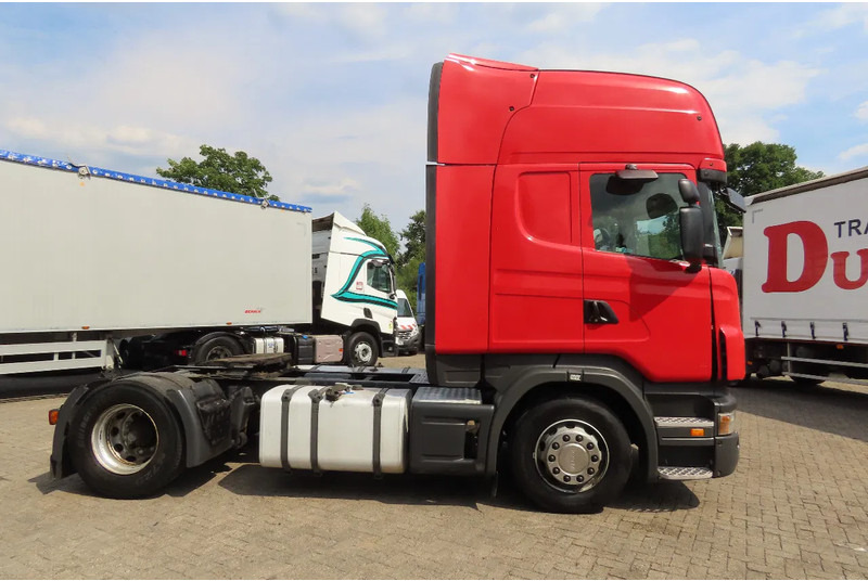 Scania R440 2 tanks Frigo, 927381km, no rust chassis - Влекач: снимка 3 Scania R440 2 tanks Frigo, 927381km, no rust chassis - Влекач: снимка 3