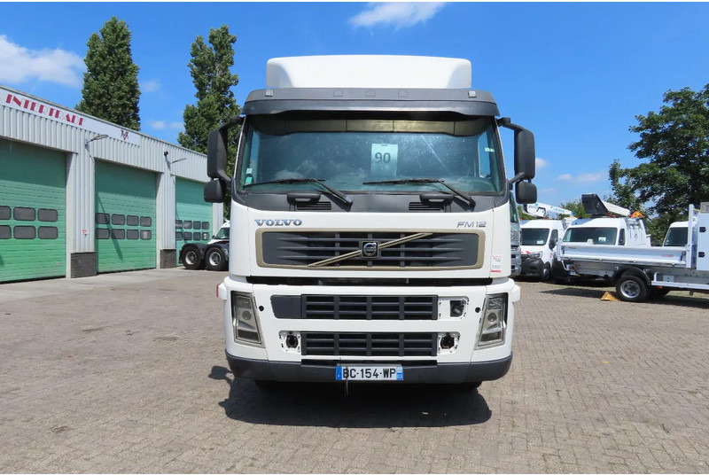Volvo FM 12.380 8x4 FULL SPRING. 100% condition! - Шаси кабина: снимка 4 Volvo FM 12.380 8x4 FULL SPRING. 100% condition! - Шаси кабина: снимка 4