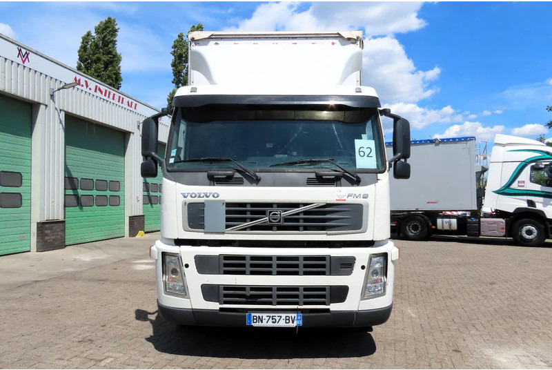 Volvo FM 340 6x2, TOP Condition truck!! - Камион с брезент: снимка 3 Volvo FM 340 6x2, TOP Condition truck!! - Камион с брезент: снимка 3