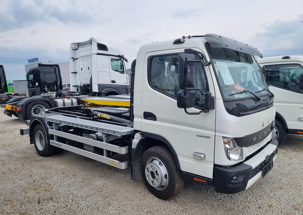 FUSO Canter 9c18AMT - Мултилифт с кука камион: снимка 1 FUSO Canter 9c18AMT - Мултилифт с кука камион: снимка 1