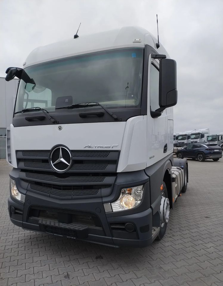 Mercedes-Benz Actros - Влекач: снимка 1 Mercedes-Benz Actros - Влекач: снимка 1