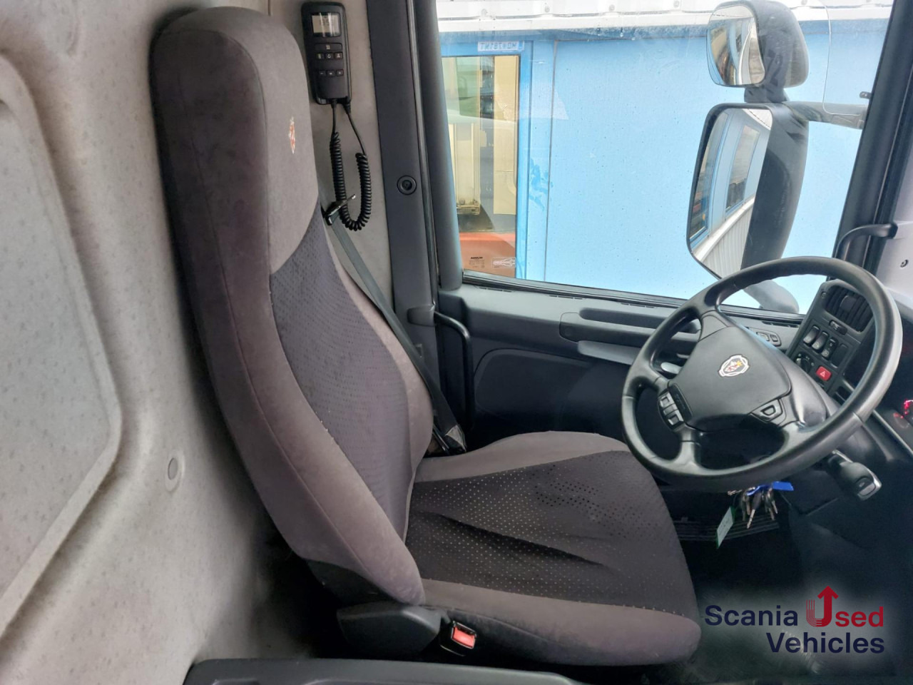 SCANIA P 280 DB4x2MNA Koffer Ladebordwand - Камион фургон: снимка 2 SCANIA P 280 DB4x2MNA Koffer Ladebordwand - Камион фургон: снимка 2