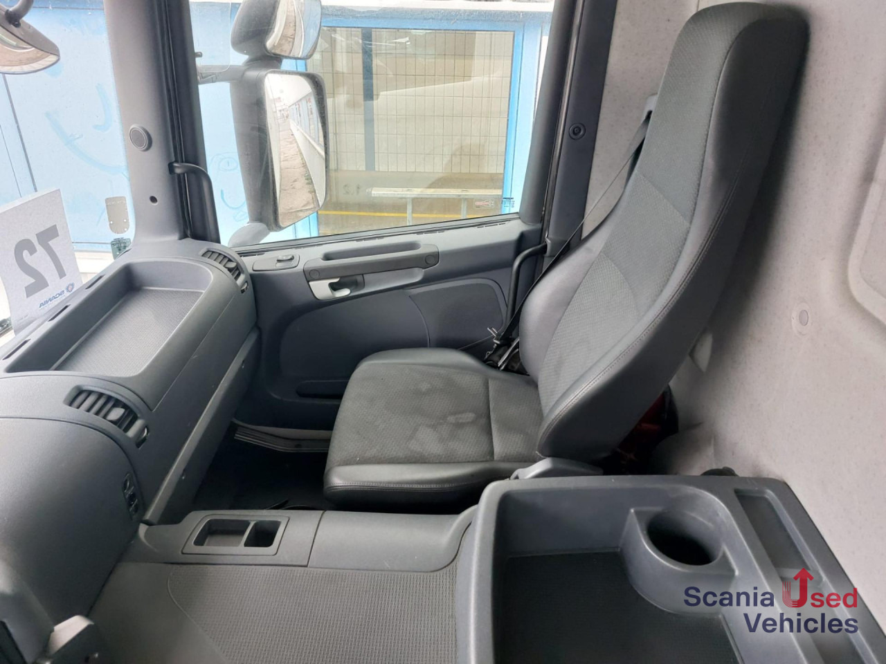 SCANIA P 280 DB4x2MNA Koffer Ladebordwand - Камион фургон: снимка 5 SCANIA P 280 DB4x2MNA Koffer Ladebordwand - Камион фургон: снимка 5