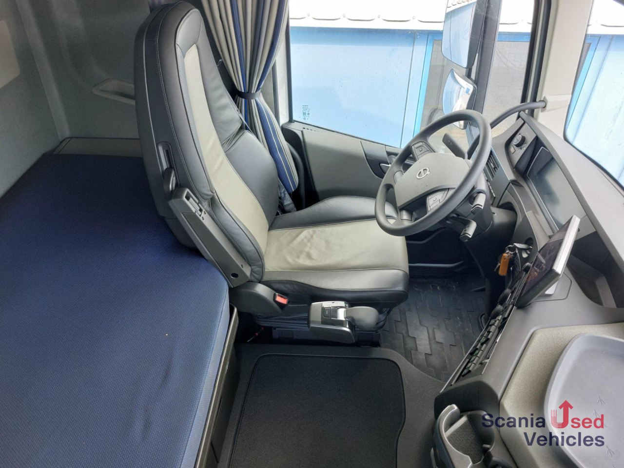 Влекач VOLVO FH 500 T4x2 Globetrotter XL: снимка 15 Влекач VOLVO FH 500 T4x2 Globetrotter XL: снимка 15