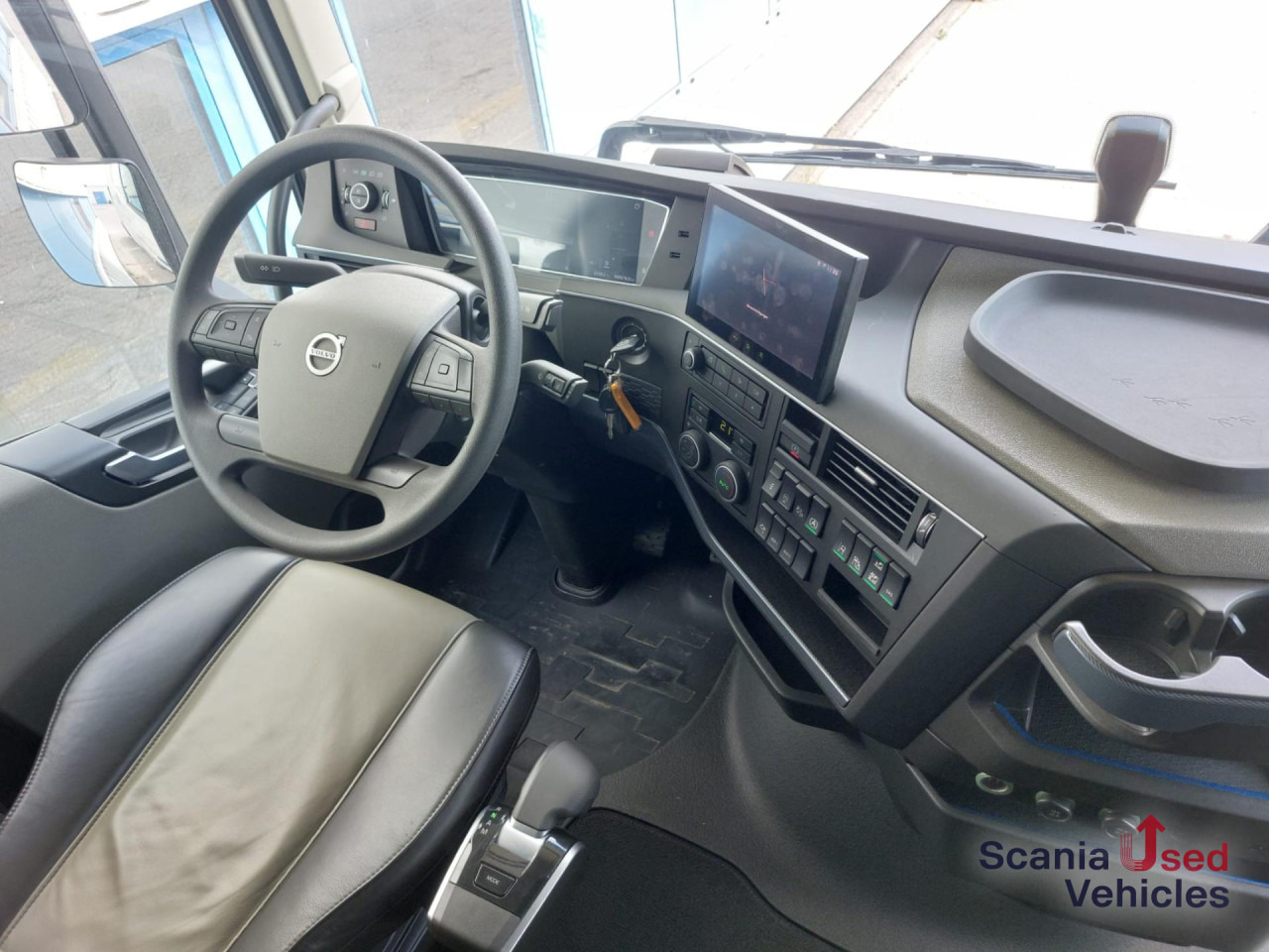 Влекач VOLVO FH 500 T4x2 Globetrotter XL: снимка 11 Влекач VOLVO FH 500 T4x2 Globetrotter XL: снимка 11