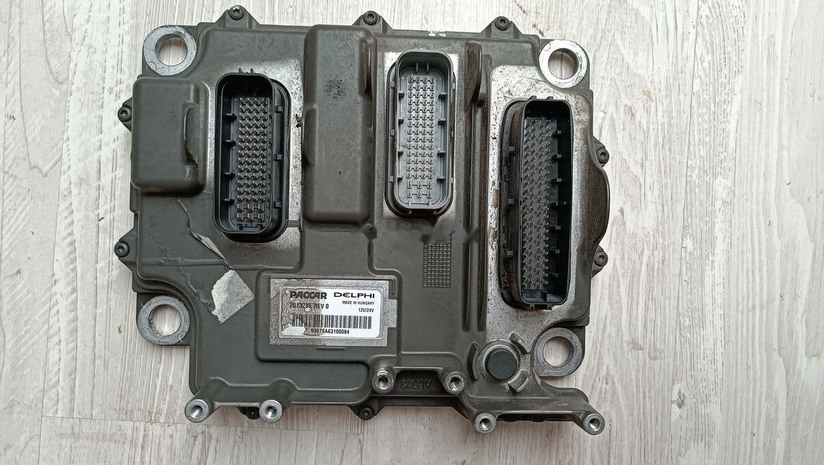 Paccar DAF E6 ECU 1877245 REV C DAF - Блок за управление за Камион: снимка 2 Paccar DAF E6 ECU 1877245 REV C DAF - Блок за управление за Камион: снимка 2