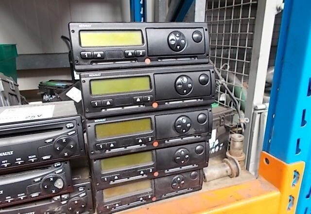 Renault MAGNUM DXI, PREMIUM DXI - Тахограф за Камион: снимка 1 Renault MAGNUM DXI, PREMIUM DXI - Тахограф за Камион: снимка 1