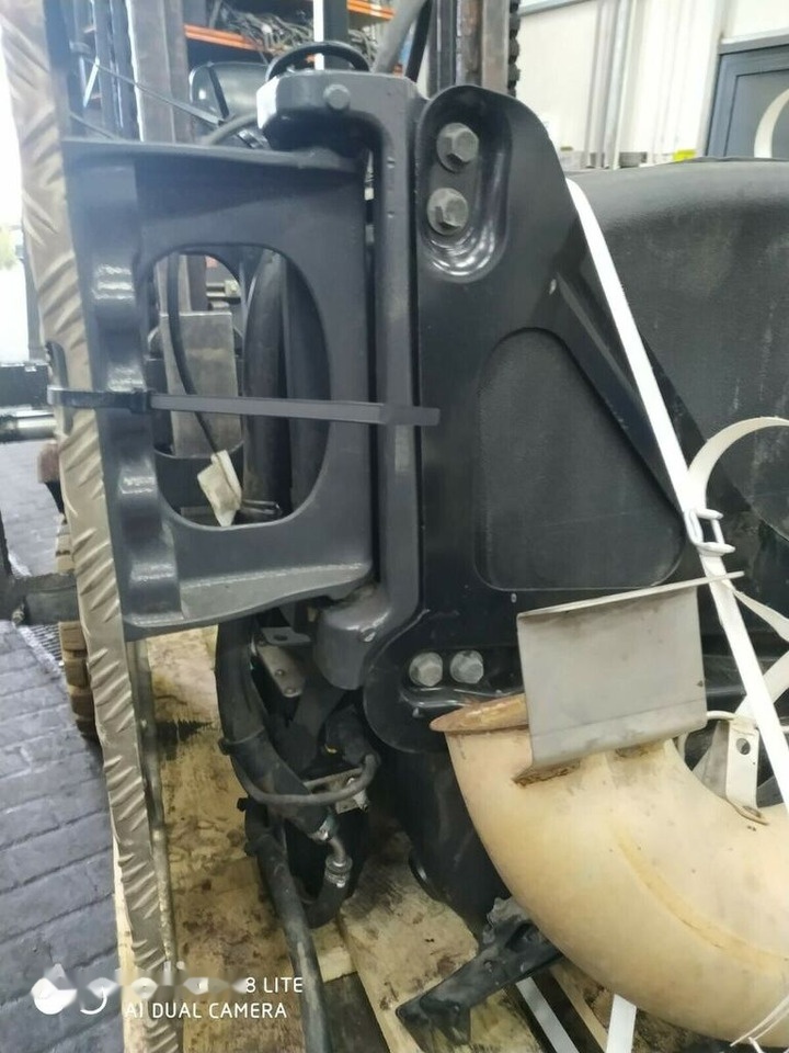 Scania 2244863 2140809 - Резервоар за AdBlue за Камион: снимка 5 Scania 2244863 2140809 - Резервоар за AdBlue за Камион: снимка 5