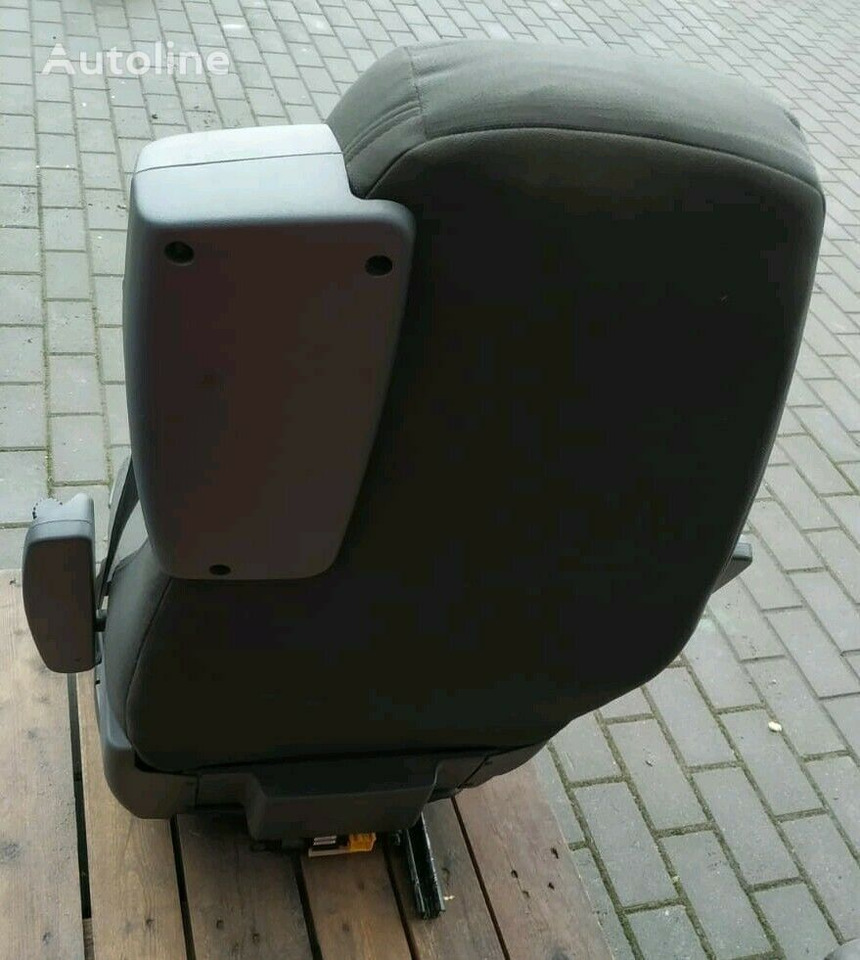 Scania PNEUMATIC , AIR , "PILOT " WITH LEFT ARMREST - Седалка за Камион: снимка 3 Scania PNEUMATIC , AIR , "PILOT " WITH LEFT ARMREST - Седалка за Камион: снимка 3