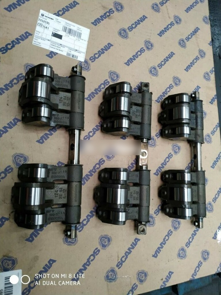 Scania ROLLER TAPPETS SET - Двигател и части за Камион: снимка 4 Scania ROLLER TAPPETS SET - Двигател и части за Камион: снимка 4