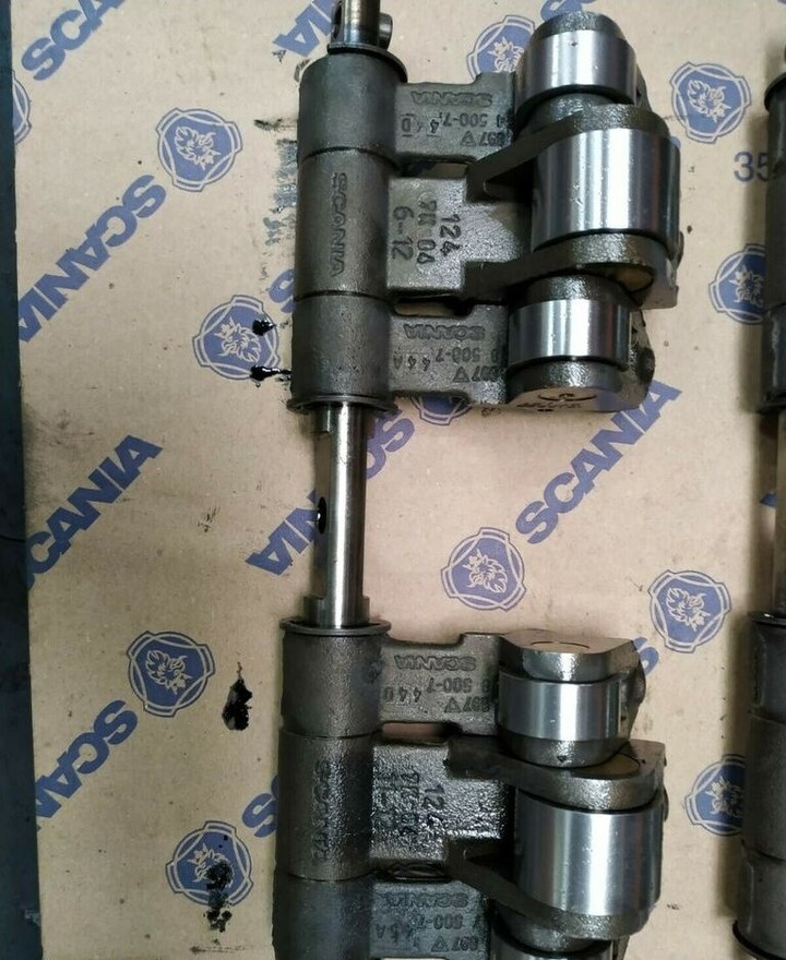 Scania ROLLER TAPPETS SET - Двигател и части за Камион: снимка 3 Scania ROLLER TAPPETS SET - Двигател и части за Камион: снимка 3
