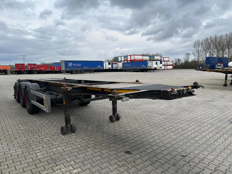 Burg 20FT / 20FT SWAP ADR, Leergewicht : 3.690kg, SAF INTRADISC, 2x Liftachse, NL, APK/ADR: 10-2025, 70% Reifen - Контейнеровоз/ Сменна каросерия полуремарке: снимка 5 Burg 20FT / 20FT SWAP ADR, Leergewicht : 3.690kg, SAF INTRADISC, 2x Liftachse, NL, APK/ADR: 10-2025, 70% Reifen - Контейнеровоз/ Сменна каросерия полуремарке: снимка 5