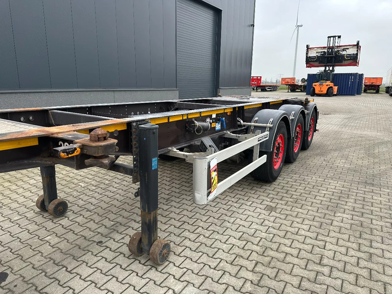 Контейнеровоз/ Сменна каросерия полуремарке Burg 20FT ADR (EX/II, EX/III, FL, AT) Chassis, Empty weight : 3.690kg, SAF INTRADISC, 2x Liftaxle, NL-chassis: снимка 11