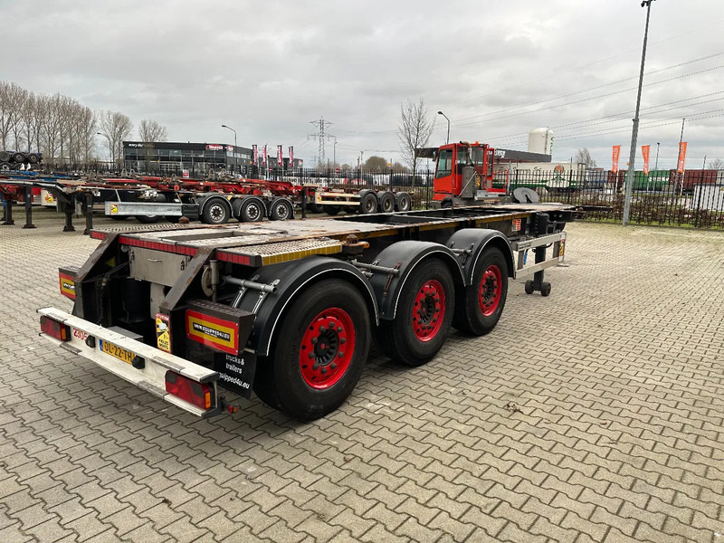 Burg 20FT ADR (EX/II, EX/III, FL, AT) Chassis, Leergewicht : 3.690kg, SAF INTRADISC, 2x Liftachse, NL-Chassis - Контейнеровоз/ Сменна каросерия полуремарке: снимка 3 Burg 20FT ADR (EX/II, EX/III, FL, AT) Chassis, Leergewicht : 3.690kg, SAF INTRADISC, 2x Liftachse, NL-Chassis - Контейнеровоз/ Сменна каросерия полуремарке: снимка 3
