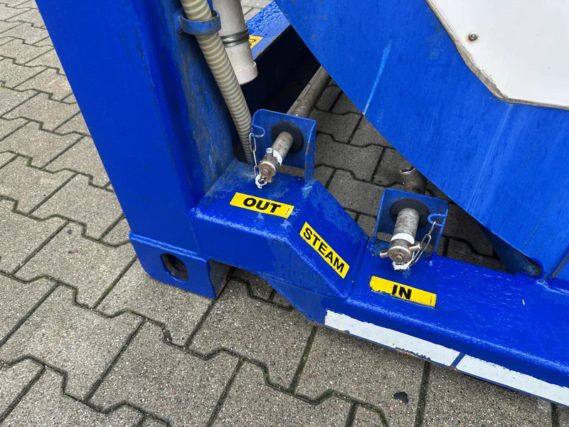 Резервоар за съхранение За превоз на химикати CIMC 20FT ISO, 25.060L / 1-COMP / 3 BAFFELS / T11 / 4 manholes / ADR valid until 10/2027: снимка 8 Резервоар за съхранение За превоз на химикати CIMC 20FT ISO, 25.060L / 1-COMP / 3 BAFFELS / T11 / 4 manholes / ADR valid until 10/2027: снимка 8