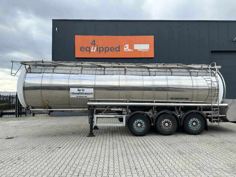 Feldbinder FOOD / LEVENSMIDDELEN / LEBENSMITTEL / 33.500L / 3-COMP / PUMP / NL-trailer / APK: 10-2026 - Полуремарке цистерна: снимка 2 Feldbinder FOOD / LEVENSMIDDELEN / LEBENSMITTEL / 33.500L / 3-COMP / PUMP / NL-trailer / APK: 10-2026 - Полуремарке цистерна: снимка 2