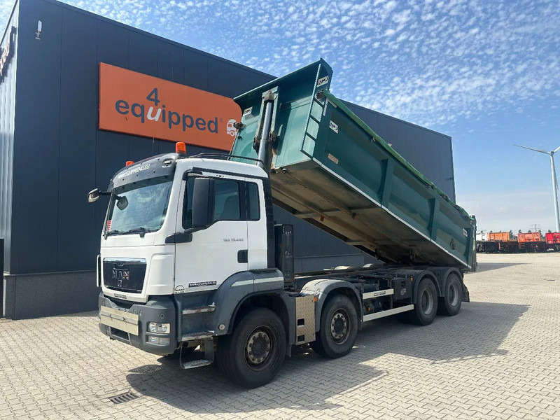 MAN TGS 35.440 AJK HARDOX KIPPER (16.5m3), 8x4, MANUAL, EURO-5, TWIN-STEER, BIG AXLES - Самосвал камион: снимка 1 MAN TGS 35.440 AJK HARDOX KIPPER (16.5m3), 8x4, MANUAL, EURO-5, TWIN-STEER, BIG AXLES - Самосвал камион: снимка 1