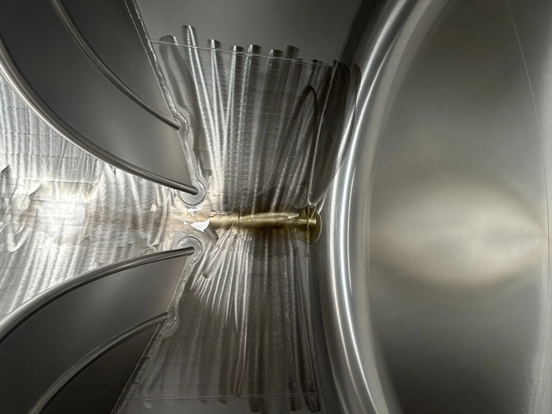 Танк контейнер За превоз на гориво SINGAMAS 20FT ISO, 26.000L/1-COMP/3 BAFFELS/3 manholes, 5Y: 08-2027, L4BN, T11: снимка 17