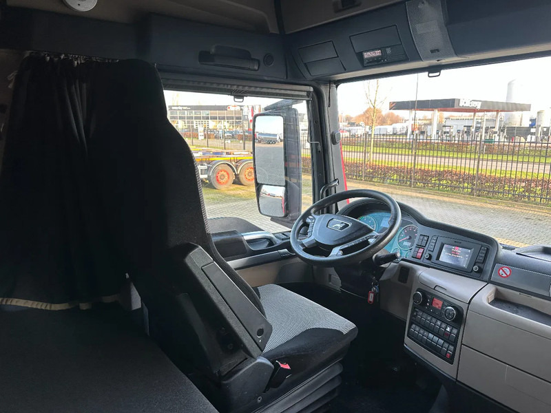 Влекач За превоз на насипни материали MAN TGX 18.420 ADR (FL, AT), PTO, 10x vorhanden: снимка 13 Влекач За превоз на насипни материали MAN TGX 18.420 ADR (FL, AT), PTO, 10x vorhanden: снимка 13