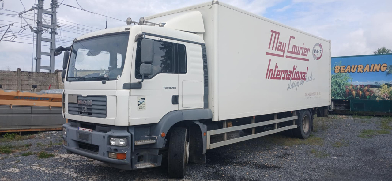 MAN TGM 18.280 4x2 BL - Камион фургон: снимка 2 MAN TGM 18.280 4x2 BL - Камион фургон: снимка 2