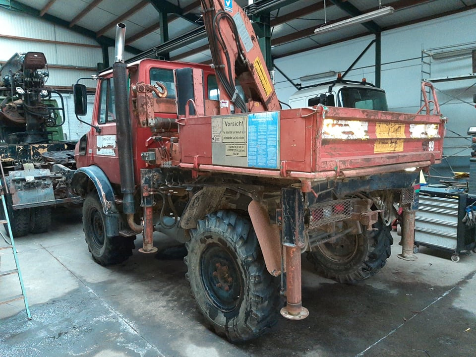 UNIMOG 1250 - Камион с кран: снимка 2 UNIMOG 1250 - Камион с кран: снимка 2