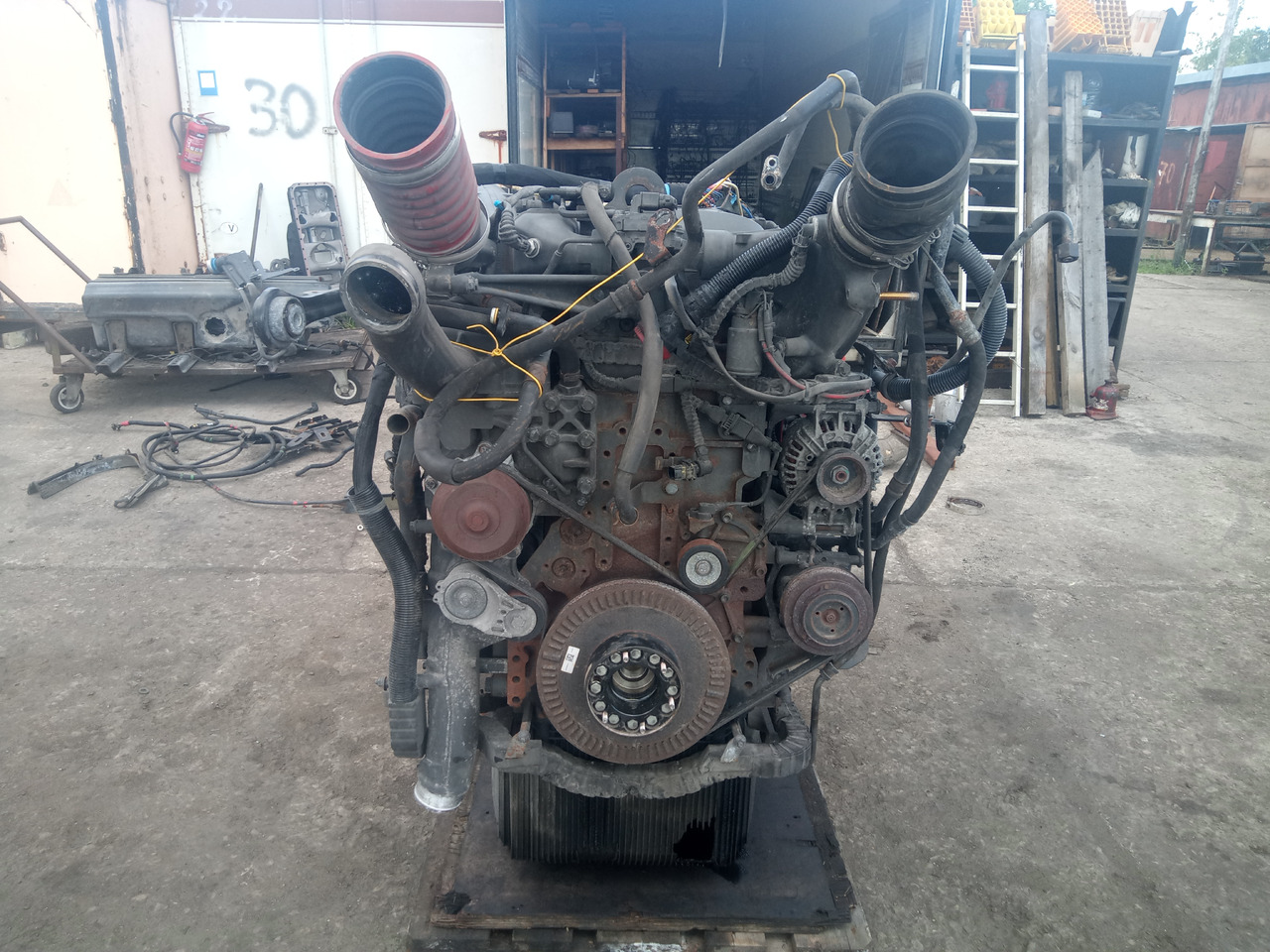 Daf XF106 - Двигател: снимка 3 Daf XF106 - Двигател: снимка 3