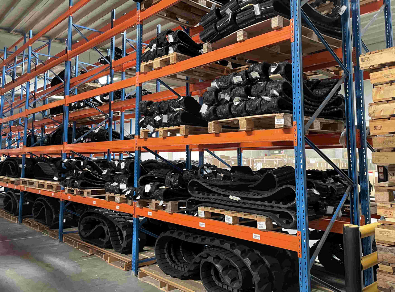 Rubber track for Case IH 9300 / GRECAV / ZUIDBERG / Claas Xerion 5000 TS 30" and 36" - Гумени/ Метални вериги за Верижен трактор: снимка 2 Rubber track for Case IH 9300 / GRECAV / ZUIDBERG / Claas Xerion 5000 TS 30" and 36" - Гумени/ Метални вериги за Верижен трактор: снимка 2
