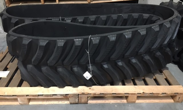Rubber track for Challenger 65-75-85-95 - Гумени/ Метални вериги за Верижен трактор: снимка 2 Rubber track for Challenger 65-75-85-95 - Гумени/ Метални вериги за Верижен трактор: снимка 2