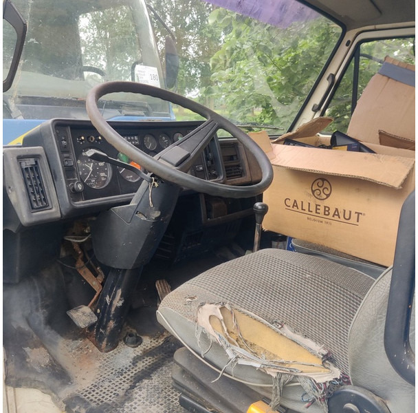 MAN 12250 - Бордови камион: снимка 2 MAN 12250 - Бордови камион: снимка 2