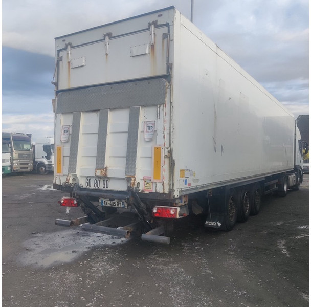 Schmitz Cargobull SKI 24 - Затворена каросерия полуремарке: снимка 1 Schmitz Cargobull SKI 24 - Затворена каросерия полуремарке: снимка 1