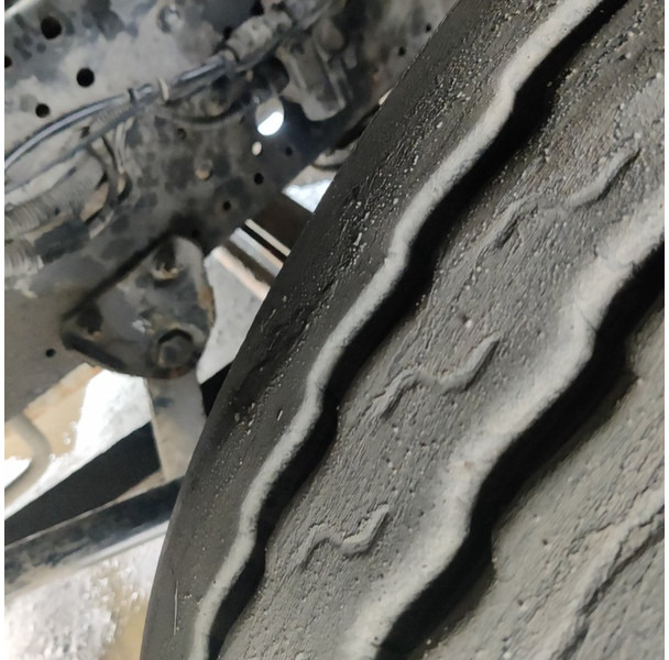 Влекач Iveco Stralis: снимка 16