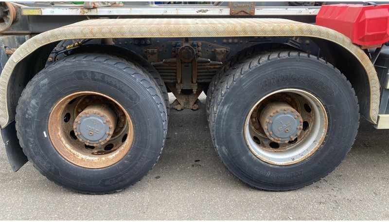 DAF CF 440 6X4 HOOKLIFT 20T - MANUAL GEARBOX - 315.000km - EURO 6 - BE TRUCK - Мултилифт с кука камион: снимка 4 DAF CF 440 6X4 HOOKLIFT 20T - MANUAL GEARBOX - 315.000km - EURO 6 - BE TRUCK - Мултилифт с кука камион: снимка 4