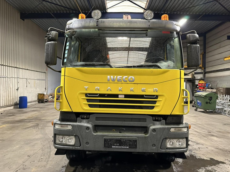 Iveco TRAKKER 350 6x4 HOOKLIFT + CRANE FASSI F120.22 (5/6 F) - *342.000km* - STEEL SPRING / BIG AXLES - AS TRONIC AUTOMATIC GEARBOX - Мултилифт с кука камион, Камион с кран: снимка 2 Iveco TRAKKER 350 6x4 HOOKLIFT + CRANE FASSI F120.22 (5/6 F) - *342.000km* - STEEL SPRING / BIG AXLES - AS TRONIC AUTOMATIC GEARBOX - Мултилифт с кука камион, Камион с кран: снимка 2