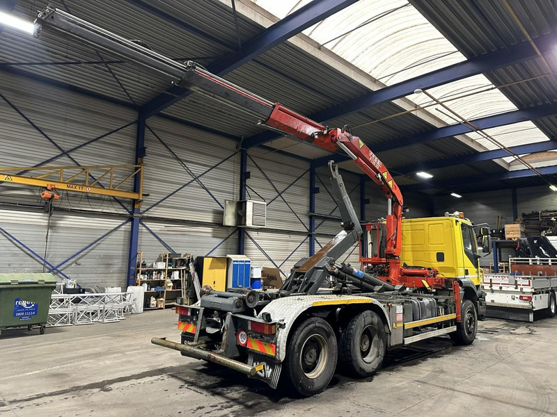 Iveco TRAKKER 350 6x4 HOOKLIFT + CRANE FASSI F120.22 (5/6 F) - *342.000km* - STEEL SPRING / BIG AXLES - AS TRONIC AUTOMATIC GEARBOX - Мултилифт с кука камион, Камион с кран: снимка 5 Iveco TRAKKER 350 6x4 HOOKLIFT + CRANE FASSI F120.22 (5/6 F) - *342.000km* - STEEL SPRING / BIG AXLES - AS TRONIC AUTOMATIC GEARBOX - Мултилифт с кука камион, Камион с кран: снимка 5